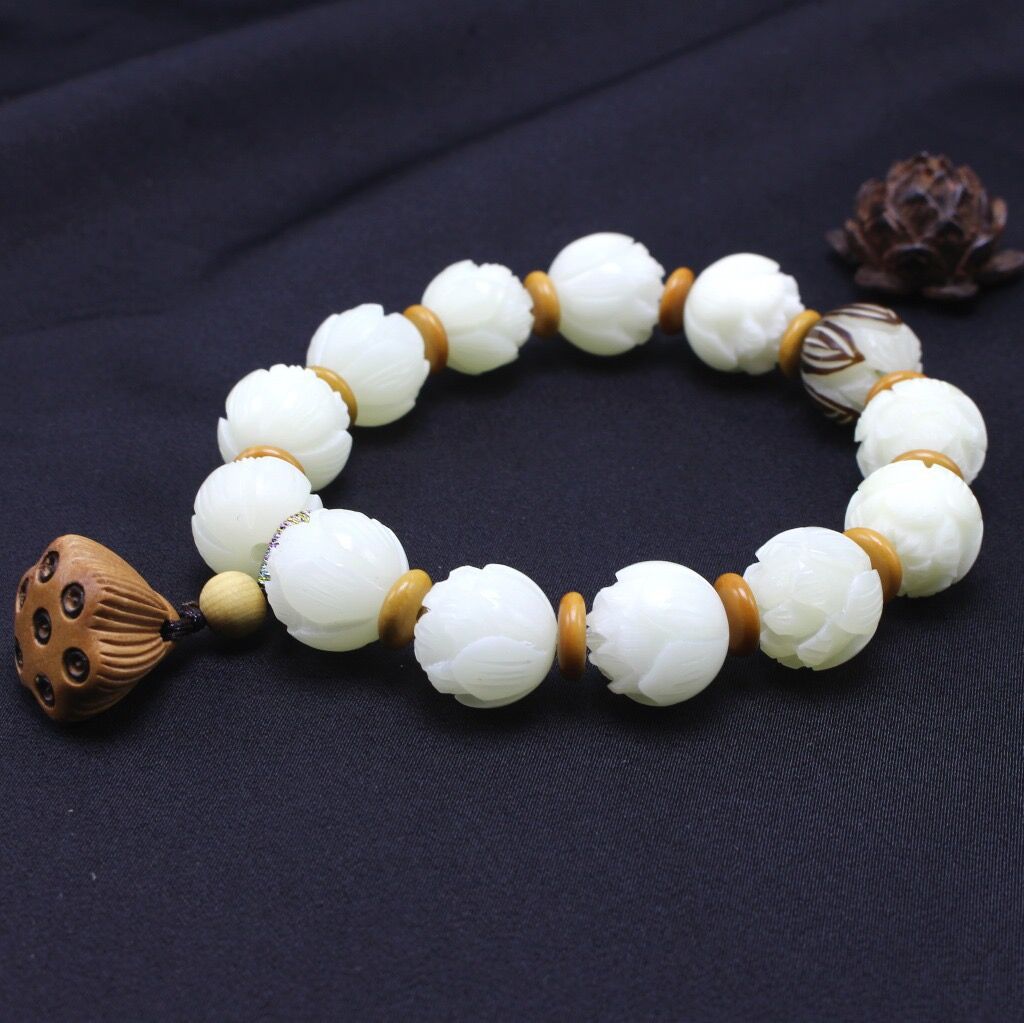 Original Design Natural White Bodhi Root Beads Bracelet Lotus 108 Lotus Mala Healing Prayer Bracelet for Women Jewelry Gift