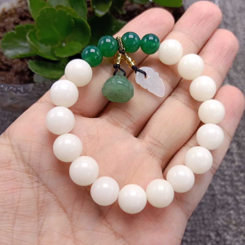 Original Design Natural White Bodhi Root Beads Bracelet Lotus 108 Lotus Mala Healing Prayer Bracelet for Women Jewelry Gift